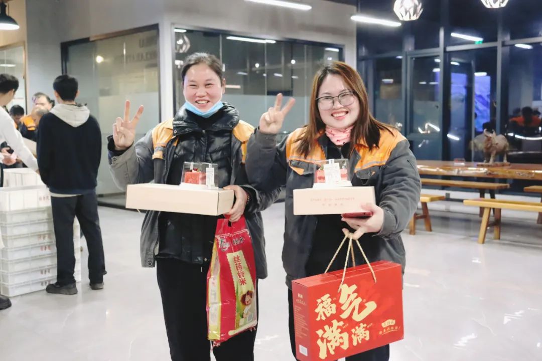 人文眷注 | 冬日暖阳 共庆生辰--金海不锈钢第四序度员工整体生日会乐成举行_广东金；；；；；Ｑだ眉庞邢薰 - 不锈钢 - 商业 - 物流
