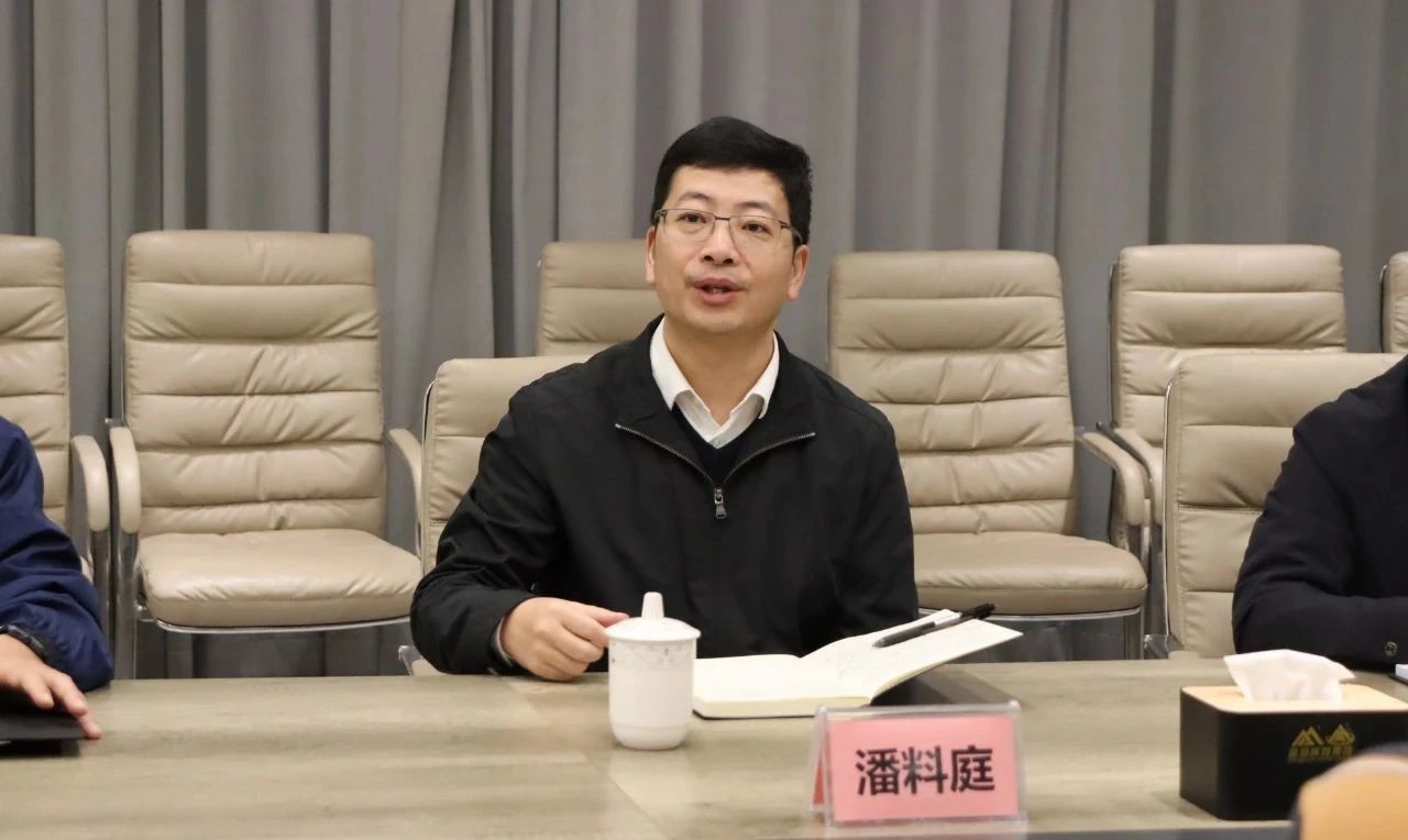金海最前线 | 热烈接待北部湾港集团潘料庭副总司理一行莅临金海不锈钢指导事情_广东金；；；Ｑだ眉庞邢薰 - 不锈钢 - 商业 - 物流