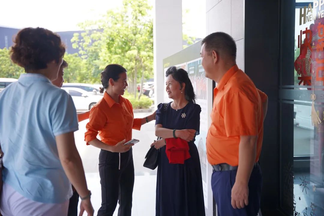 党建之窗 | 铿锵玫瑰与钢铁之约汇三江—佛山女企梧州行_广东金海；；Ｑだ眉庞邢薰 - 不锈钢 - 商业 - 物流