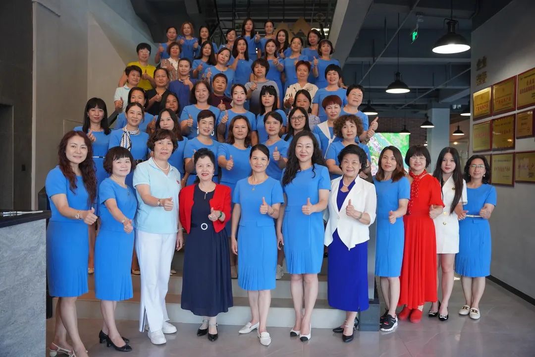 党建之窗 | 铿锵玫瑰与钢铁之约汇三江—佛山女企梧州行_广东金海；；Ｑだ眉庞邢薰 - 不锈钢 - 商业 - 物流